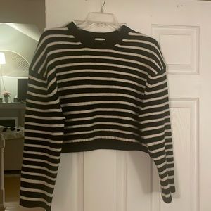 H&M cropped sweater